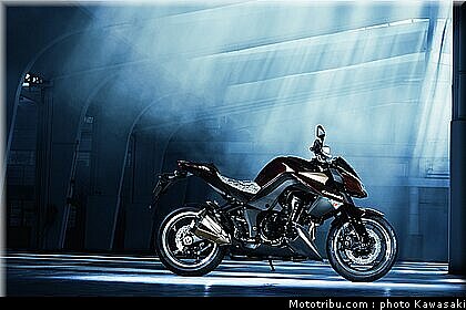kawasaki_z1000_2010_0005.jpg