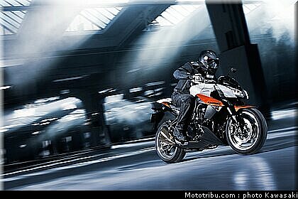 kawasaki_z1000_2010_0007.jpg