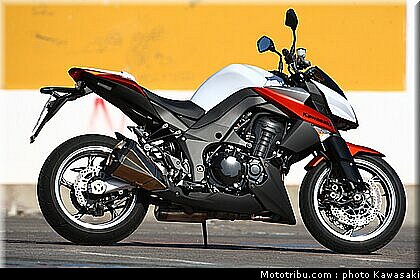 kawasaki_z1000_2010_0018.jpg