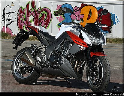 kawasaki_z1000_2010_0023.jpg