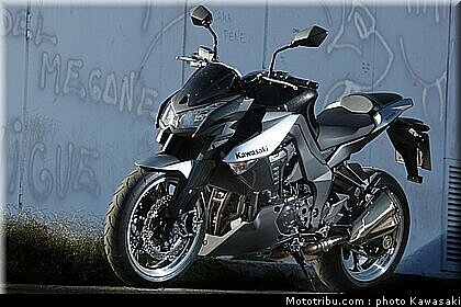 kawasaki_z1000_2010_0025.jpg