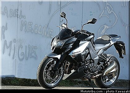 kawasaki_z1000_2010_0026.jpg