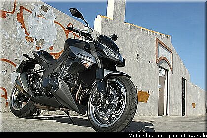 kawasaki_z1000_2010_0029.jpg