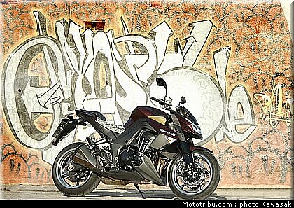 kawasaki_z1000_2010_0039.jpg