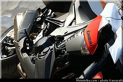 kawasaki_z1000_2010_0055.jpg