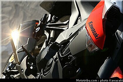 kawasaki_z1000_2010_0056.jpg