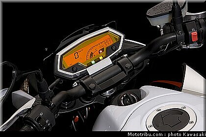 kawasaki_z1000_2010_0083.jpg