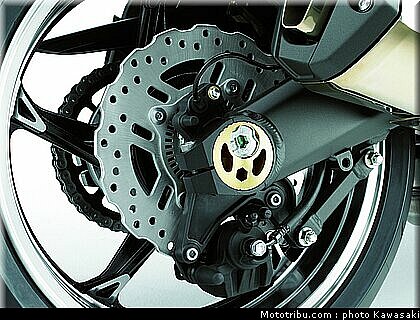 kawasaki_z1000_2010_0099.jpg