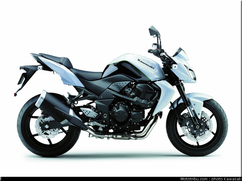 kawasaki_z750_2010_011