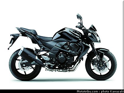 kawasaki_z750_2010_005.jpg