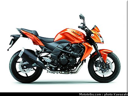 kawasaki_z750_2010_008.jpg