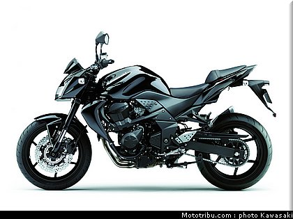 kawasaki_z750_abs_2010_001.jpg