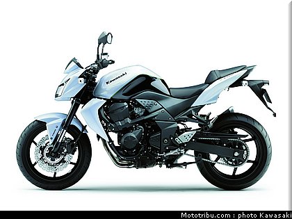 kawasaki_z750_abs_2010_007.jpg
