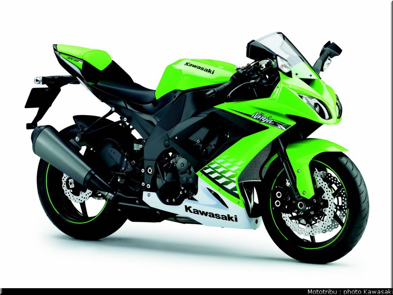 kawasaki_zx10r_2010_004