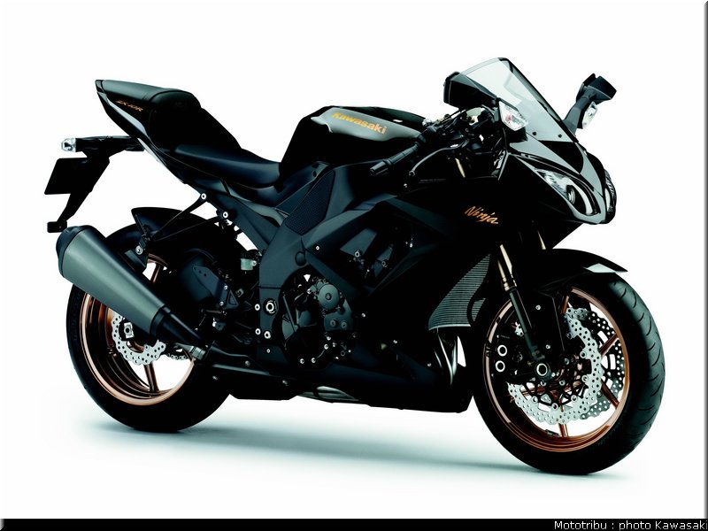 kawasaki_zx10r_2010_007