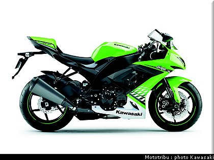 kawasaki_zx10r_2010_003.jpg