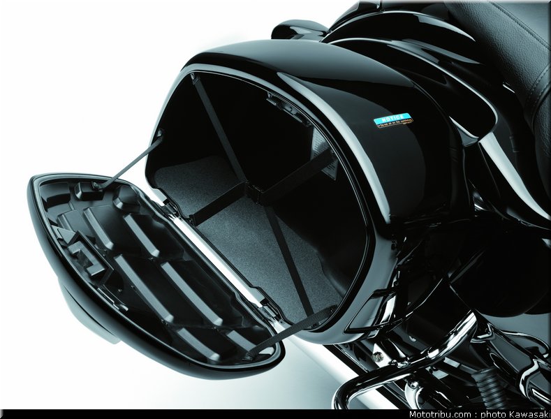 kawasaki_1700_voyager_custom_2011_10