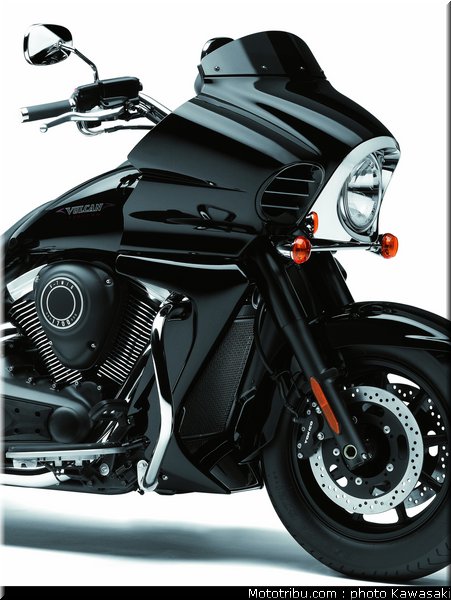 kawasaki_1700_voyager_custom_2011_14