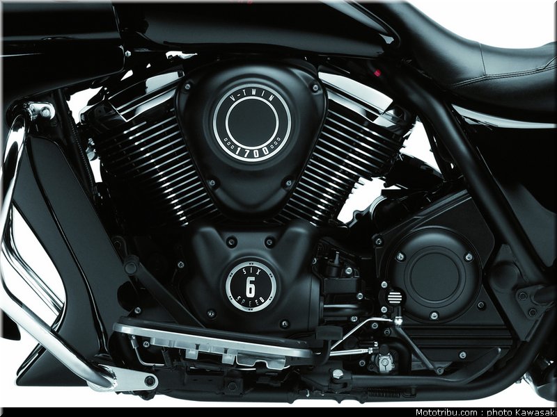 kawasaki_1700_voyager_custom_2011_18