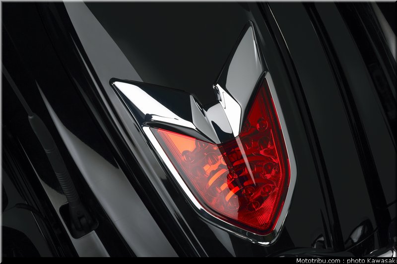 kawasaki_1700_voyager_custom_2011_23