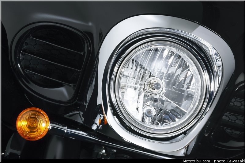 kawasaki_1700_voyager_custom_2011_25
