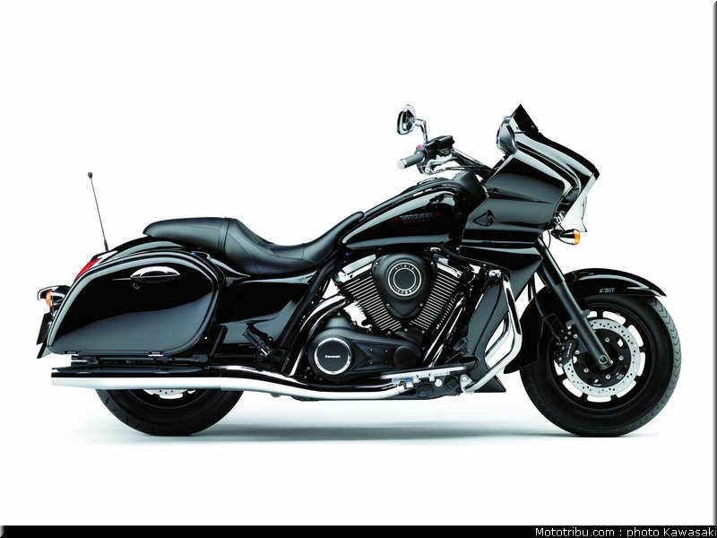 kawasaki_1700_voyager_custom_2011_6