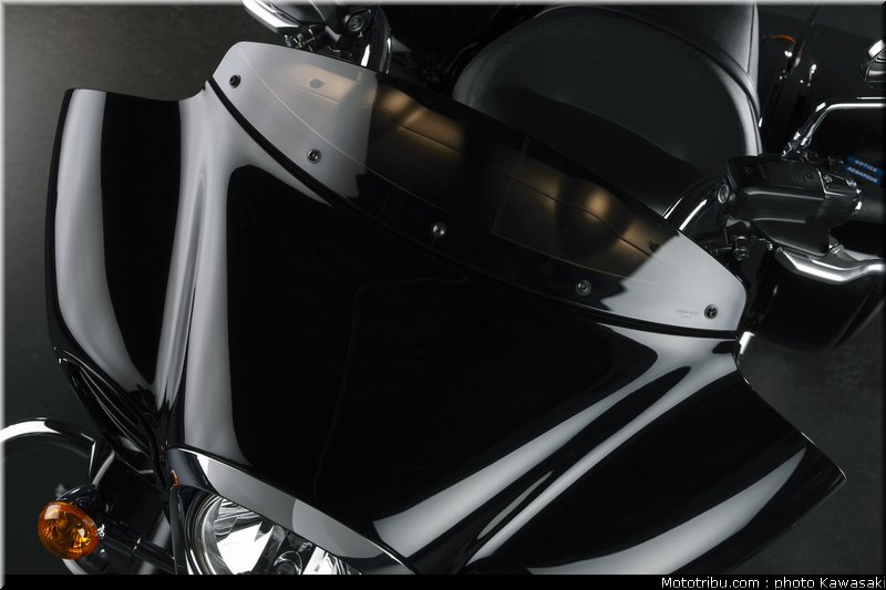 kawasaki_1700_voyager_custom_2011_8