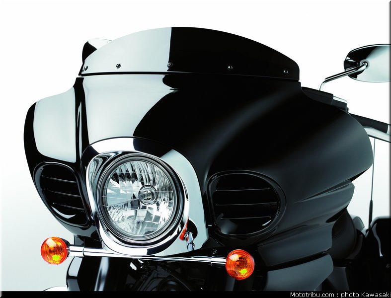 kawasaki_1700_voyager_custom_2011_9