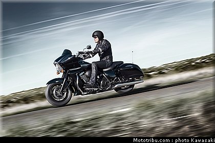 kawasaki_1700_voyager_custom_2011_1.jpg