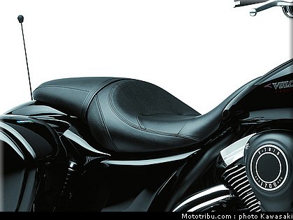 kawasaki_1700_voyager_custom_2011_19.jpg