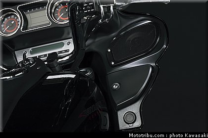 kawasaki_1700_voyager_custom_2011_27.jpg