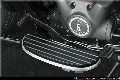 kawasaki_1700_voyager_custom_2011_30.jpg