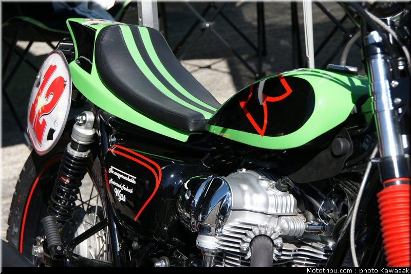 kawasaki_coupe_w800_gentlemen_2011_002