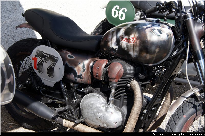 kawasaki_coupe_w800_gentlemen_2011_004