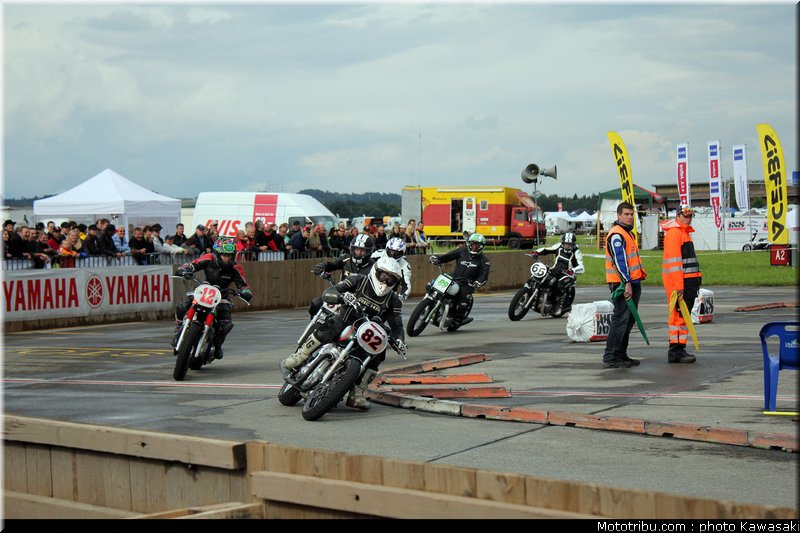 kawasaki_coupe_w800_gentlemen_2011_011