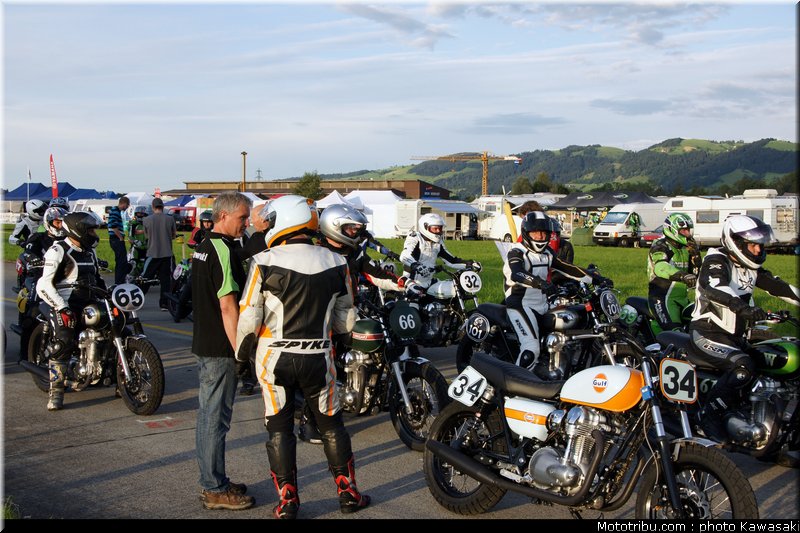 kawasaki_coupe_w800_gentlemen_2011_015