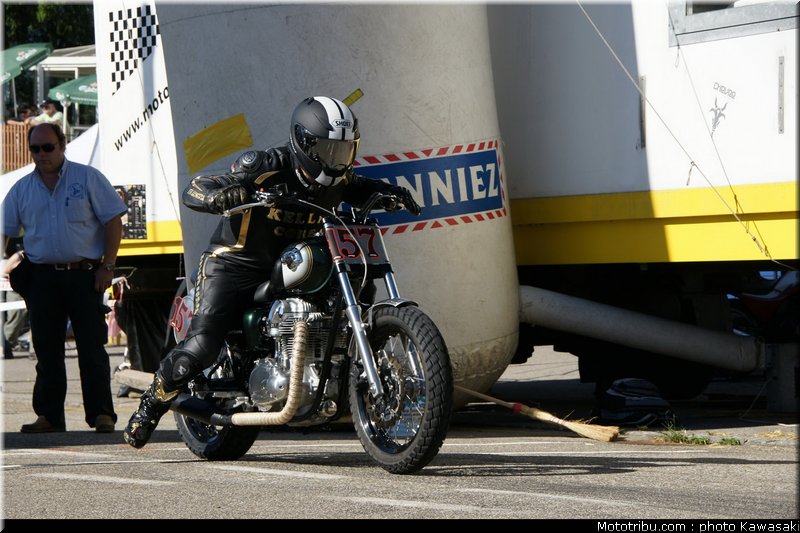 kawasaki_coupe_w800_gentlemen_2011_023