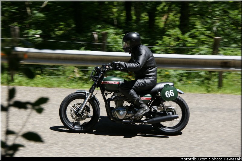 kawasaki_coupe_w800_gentlemen_2011_031