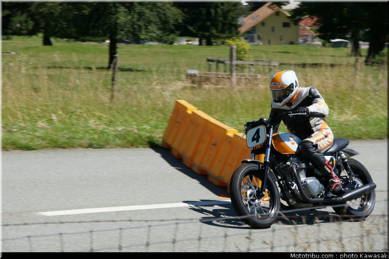 kawasaki_coupe_w800_gentlemen_2011_035