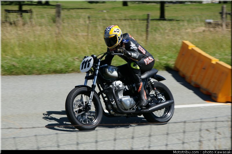 kawasaki_coupe_w800_gentlemen_2011_038