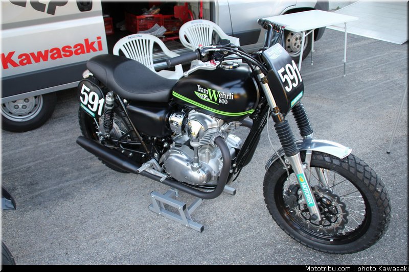 kawasaki_coupe_w800_gentlemen_2011_044