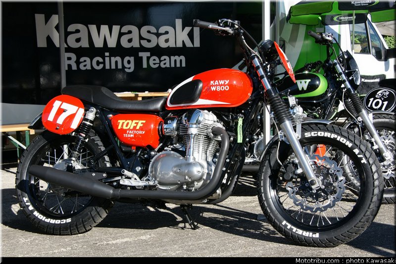 kawasaki_coupe_w800_gentlemen_2011_047