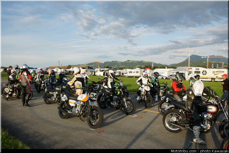 kawasaki_coupe_w800_gentlemen_2011_072