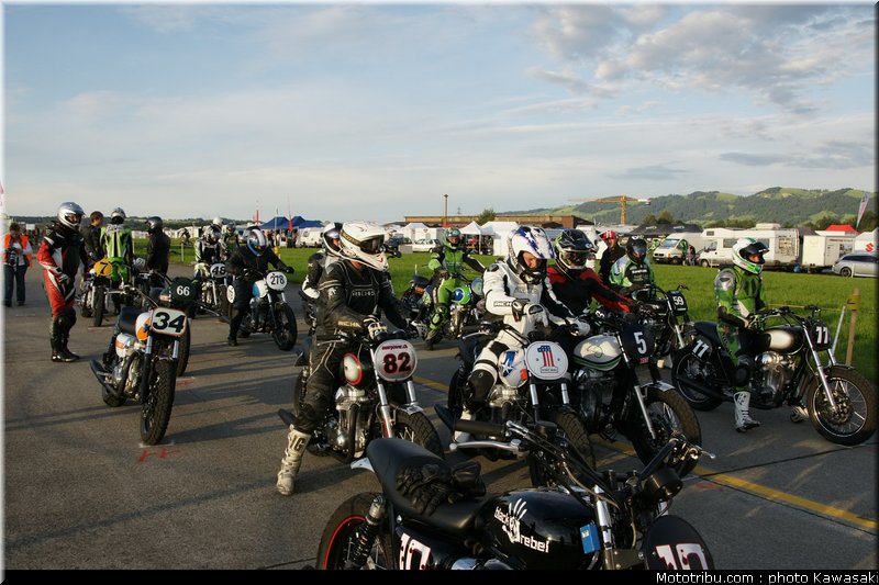 kawasaki_coupe_w800_gentlemen_2011_073
