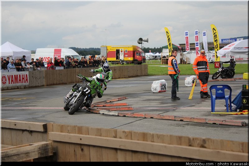 kawasaki_coupe_w800_gentlemen_2011_075