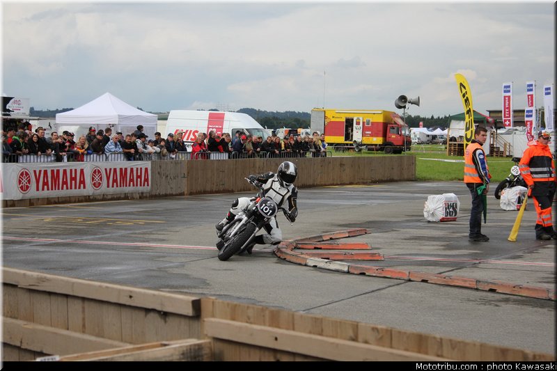 kawasaki_coupe_w800_gentlemen_2011_076
