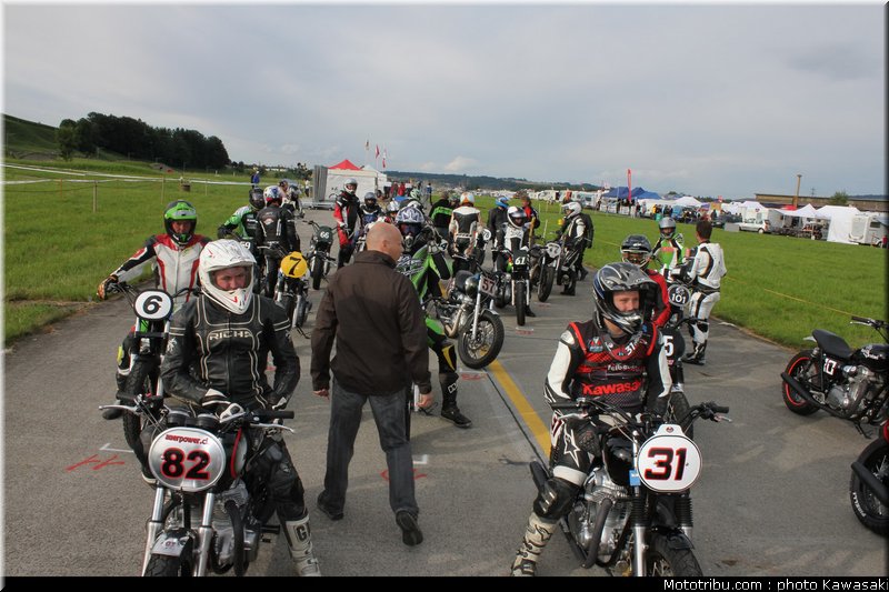 kawasaki_coupe_w800_gentlemen_2011_081