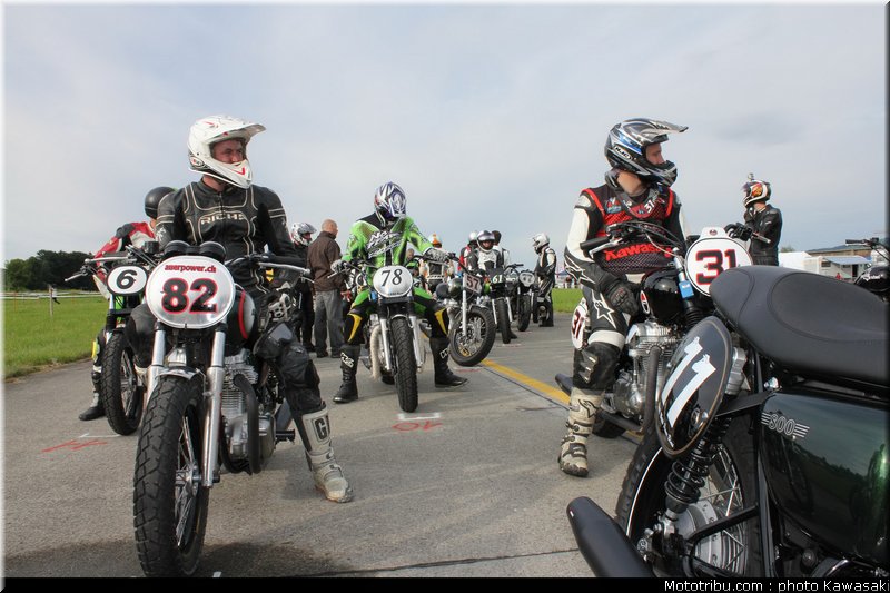 kawasaki_coupe_w800_gentlemen_2011_082