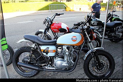 kawasaki_coupe_w800_gentlemen_2011_001.jpg