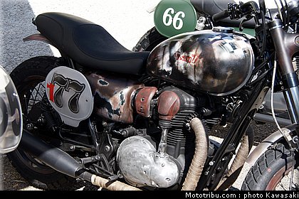 kawasaki_coupe_w800_gentlemen_2011_004.jpg